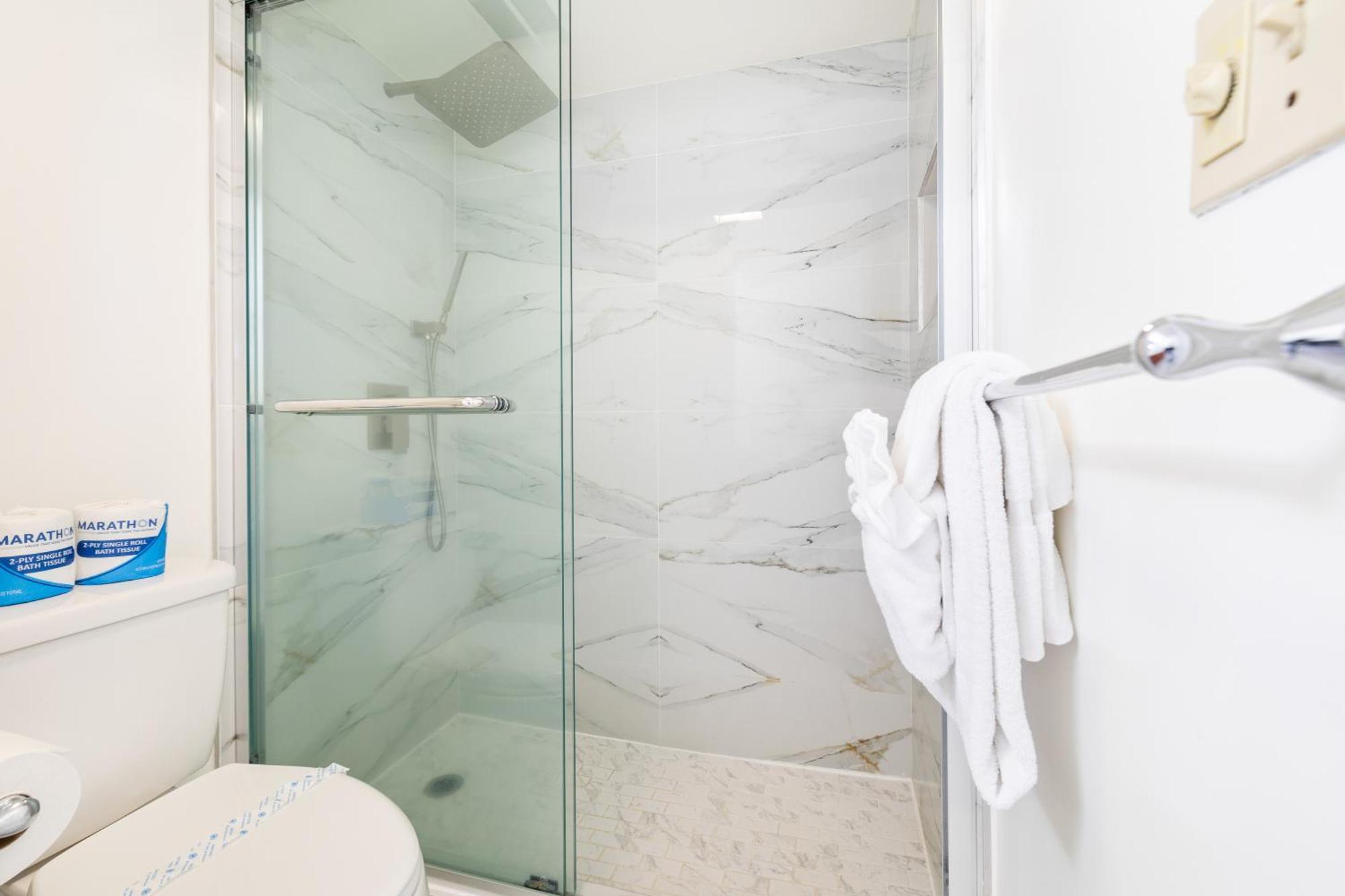 Cozy Waikiki Getaway, Stroll To Beach With Free Parking Honolulu Exteriör bild
