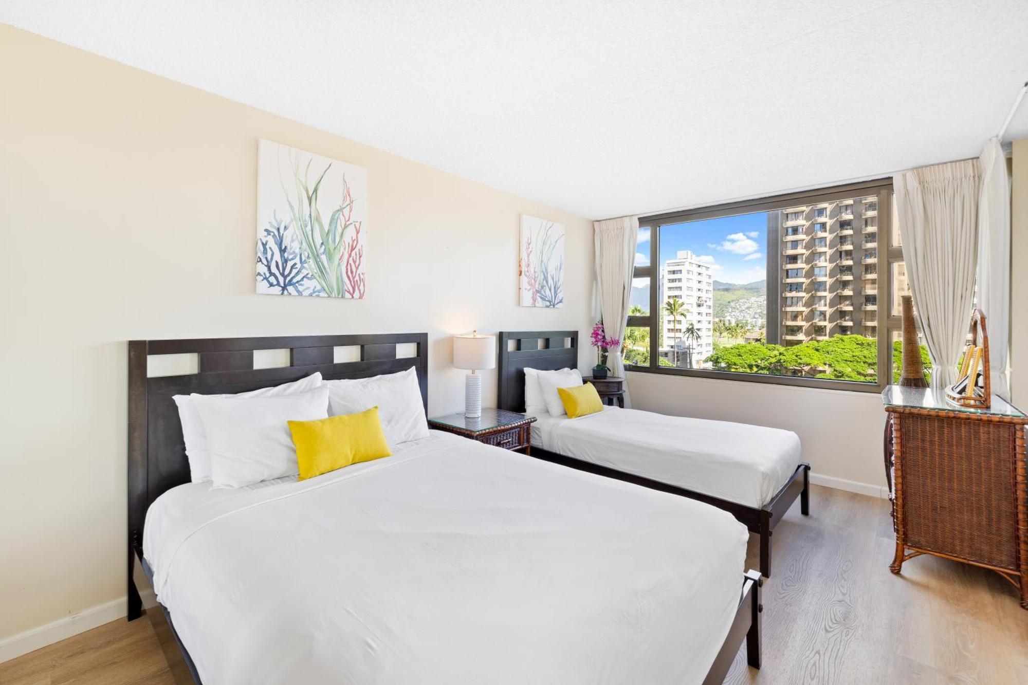 Cozy Waikiki Getaway, Stroll To Beach With Free Parking Honolulu Exteriör bild