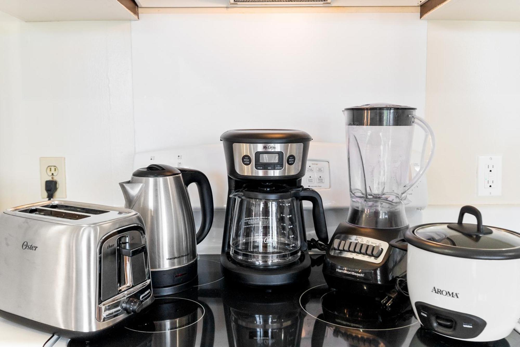 Cozy Waikiki Getaway, Stroll To Beach With Free Parking Honolulu Exteriör bild