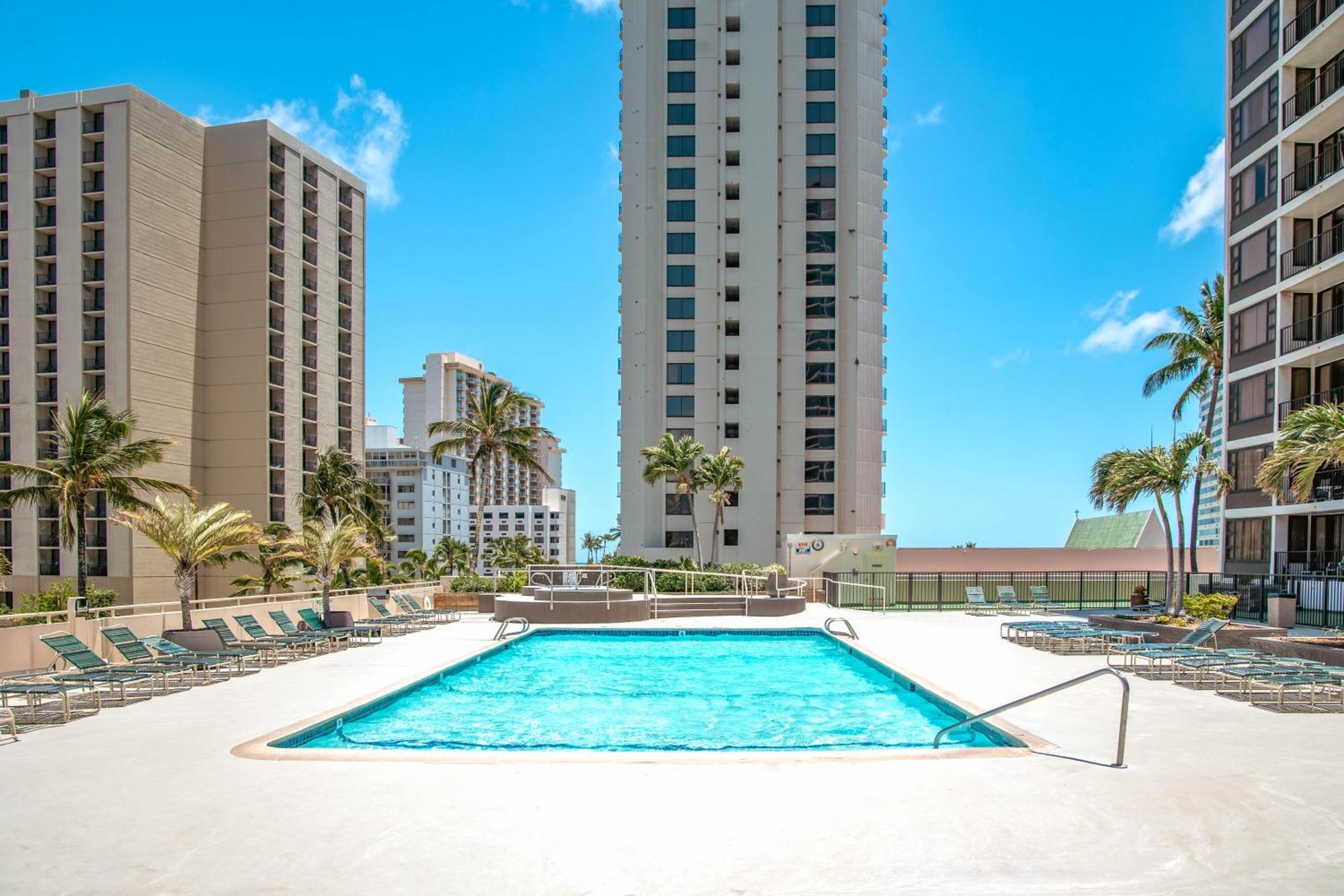 Cozy Waikiki Getaway, Stroll To Beach With Free Parking Honolulu Exteriör bild